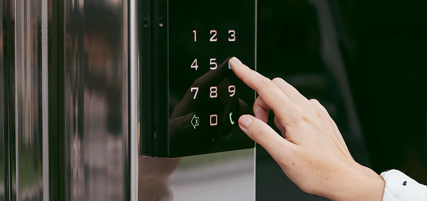Keyless Door Entry System in Silver Lakes, CA