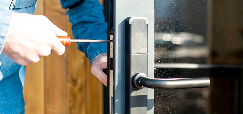 Aluminium Door Lock Replacement in Silver Lakes, California